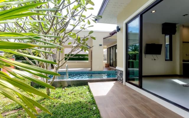 The Connect Pool Villa - photo 2