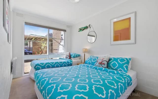 Bayside St Johns Close - photo 3