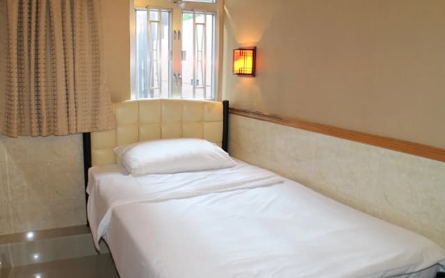 Comfort Lodge, Hong Kong - photo 5