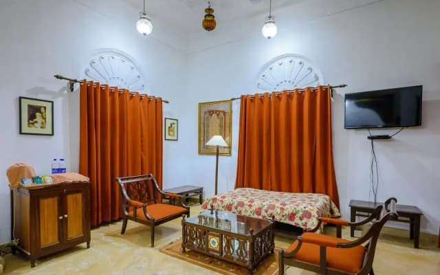 Neemrana'S - Deo Bagh - photo 2
