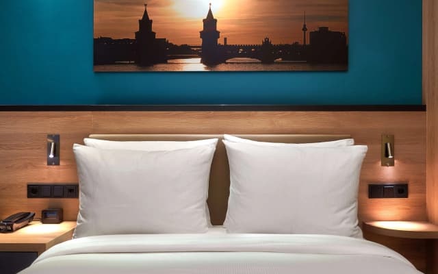 Hampton By Hilton Berlin City Centre Alexanderplatz - photo 5