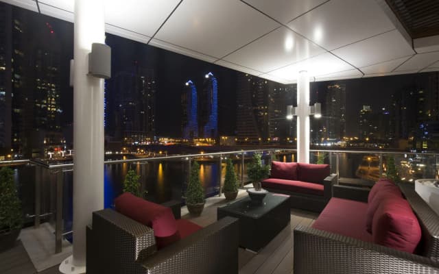La Verda Suites & Villas Dubai Marina - photo 2
