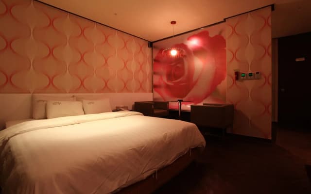 Lonestar Hotel - photo 4