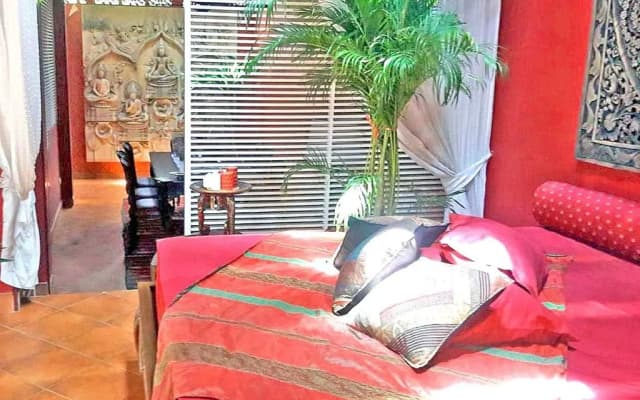 3BR Thai Style Home - photo 2