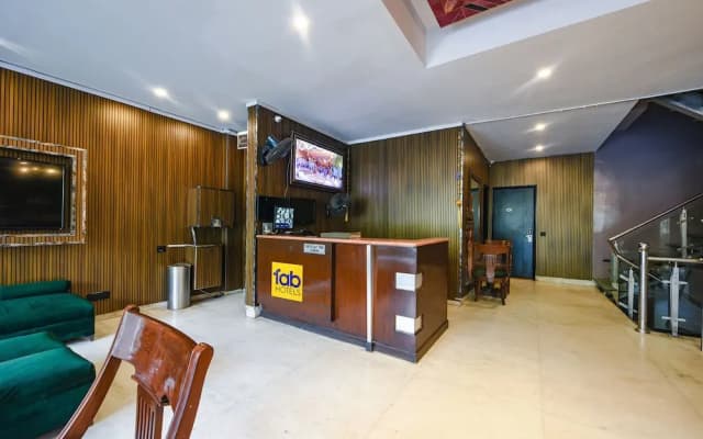 Fabhotel Bharat Continental - photo 2