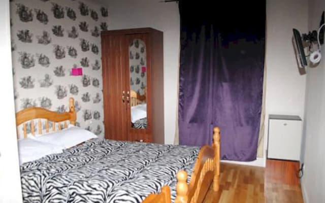 Hotel de Menilmontant - photo 2