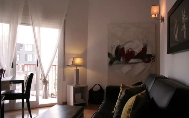 Avenida Apartments Roger de Flor - photo 4