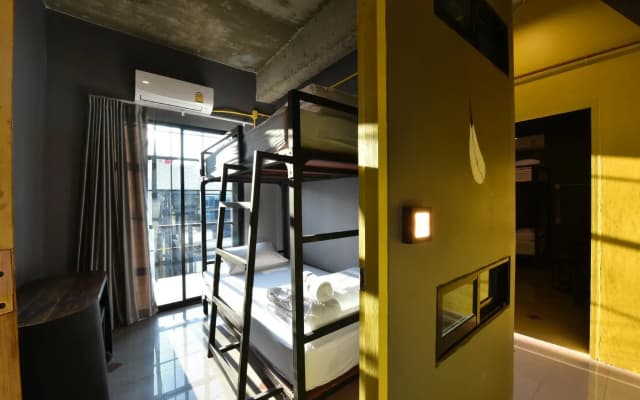 248 Street Hostel - photo 5