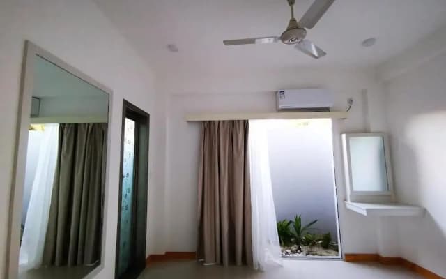 Xen Midu Hotel Addu City Maldives Hotel - photo 5