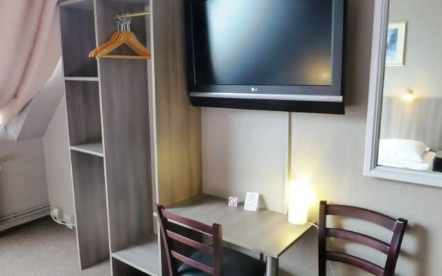 Hotel Rehberge - photo 5
