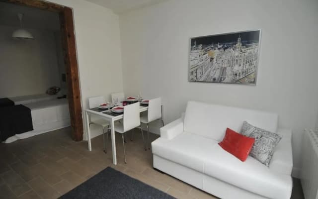 Fuencarral Suites - photo 2