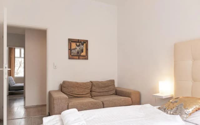 Pleasant 2BR - Perfect for long stays - photo 4