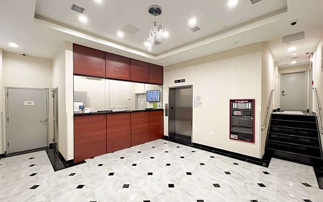 Rodeway Inn Brooklyn - photo 3