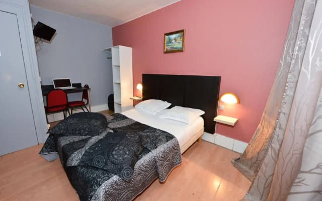 Hotel De La Poste - photo 3