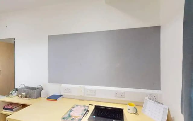 Student only Classic Ensuite Edinburgh - photo 3