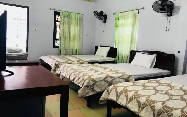 Halong Bay View Hostel - photo 2