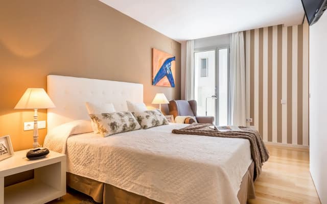 UD Rambla Suites & Pool 41 (1BR) Suite - photo 2