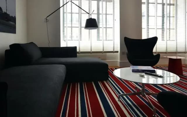 Uber London Warehouse Conversion - photo 2