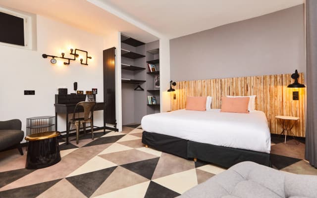 Madrigal hotel - photo 3