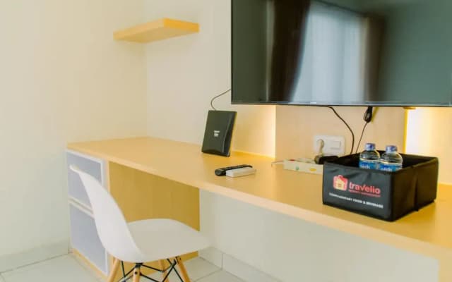 Comfortable And Minimalist Studio At Amethyst Apartment - photo 4