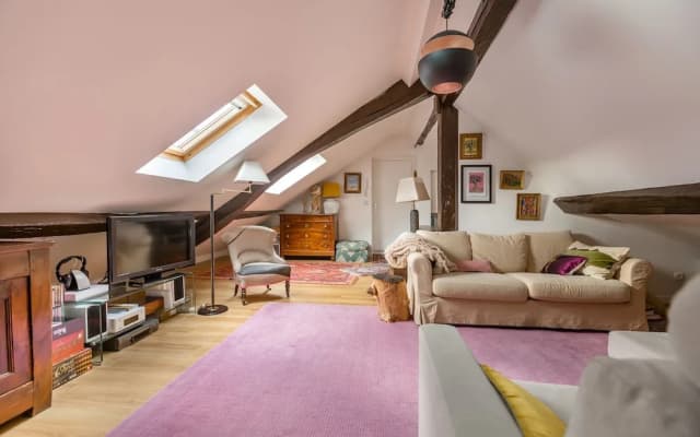 Central Apartment - photo 2