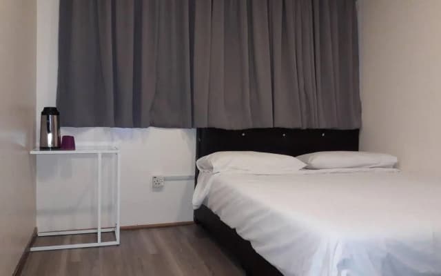 Town View Hotel - photo 2
