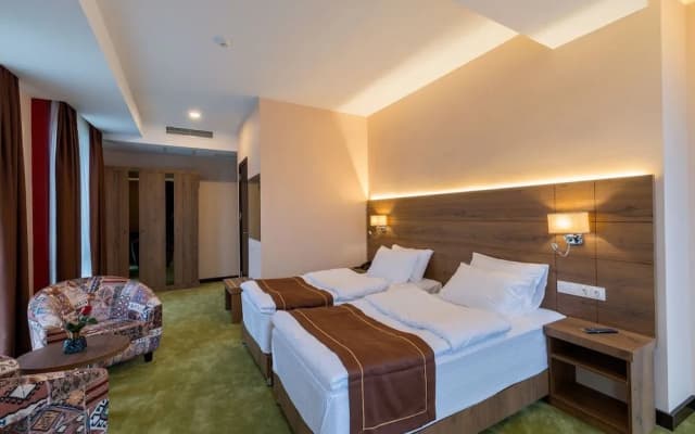 Veranova Hotel - photo 3