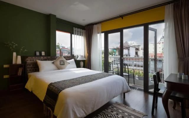 Centraltique Downtown - Bespoke Colonial House Near Hoan Kiem Lake - photo 2