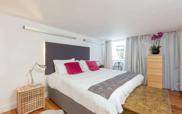 Dundas Apartments - photo 5