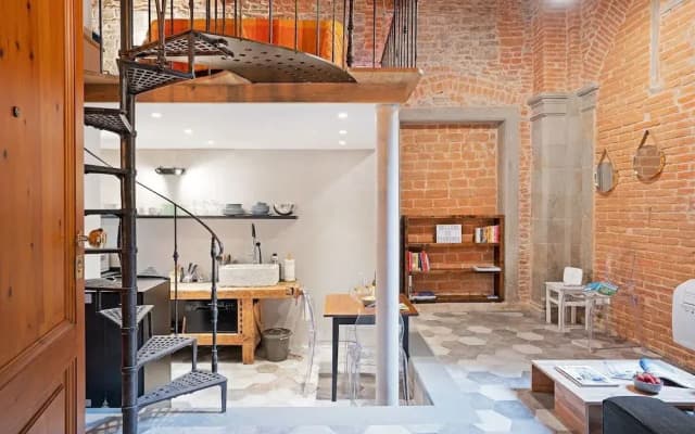 Florence Oltrarno Duplex Apartment - photo 2