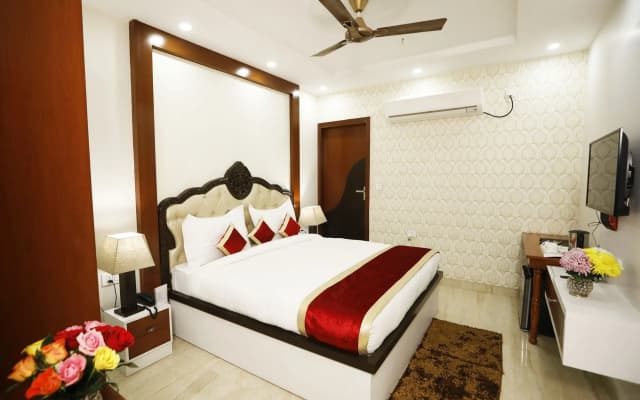 Hotel MGM Residency - photo 3