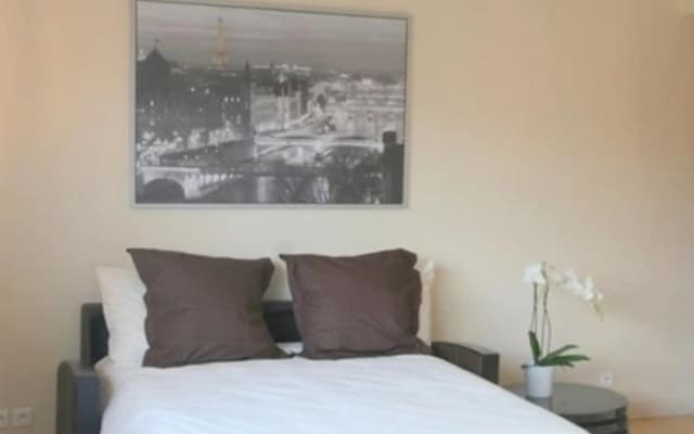 Short Stay Paris Apartments - photo 2
