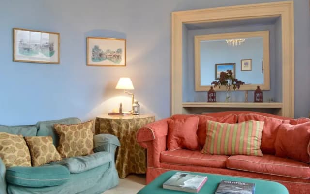 Central Edinburgh New Town Flat - photo 3