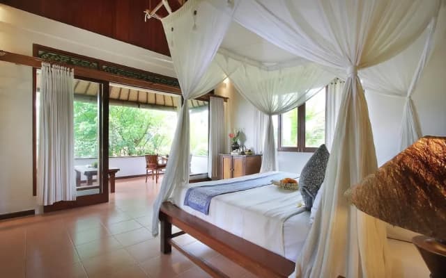 Villa Ibu Rama Ubud - photo 2