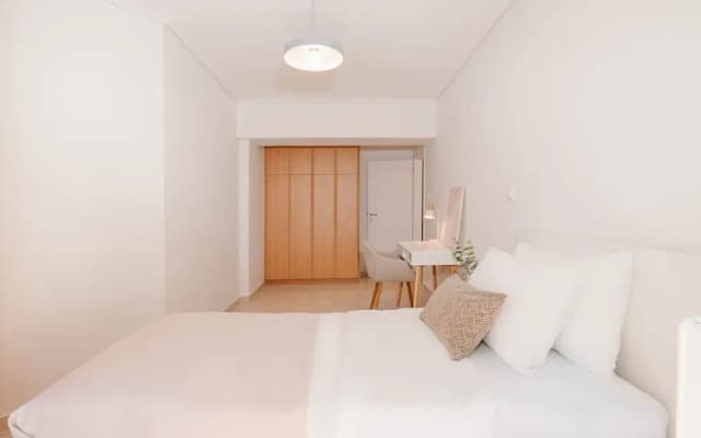 Phaedrus Living Cozy Flat Koukaki - photo 5