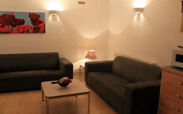 Acorn of London - Crawford House Apartments - photo 4