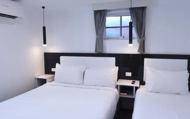 Buckingham Apartments - photo 4