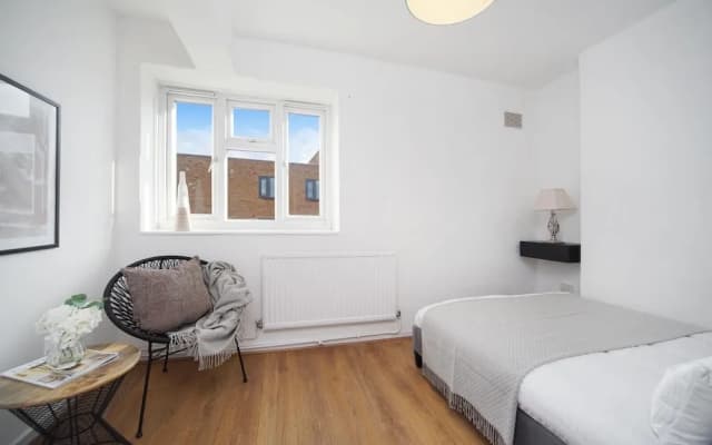 Rosalind House - photo 4