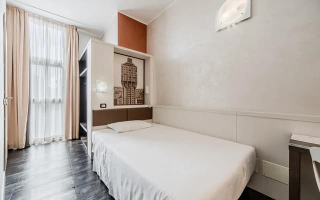 Hotel Milano Navigli - photo 5
