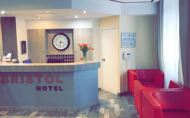 Hôtel Bristol République - photo 2