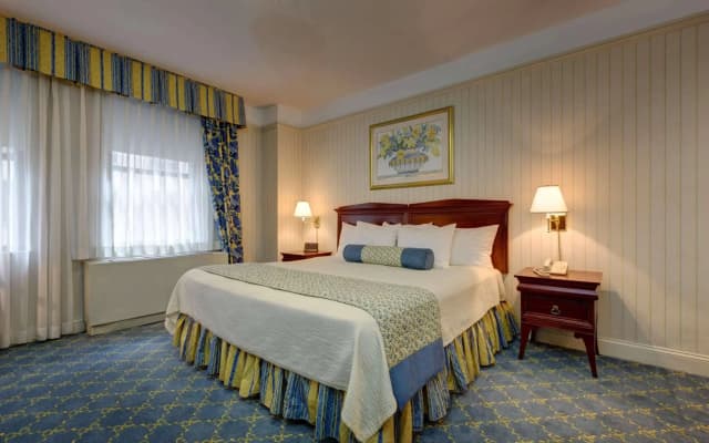Wellington Hotel - photo 3