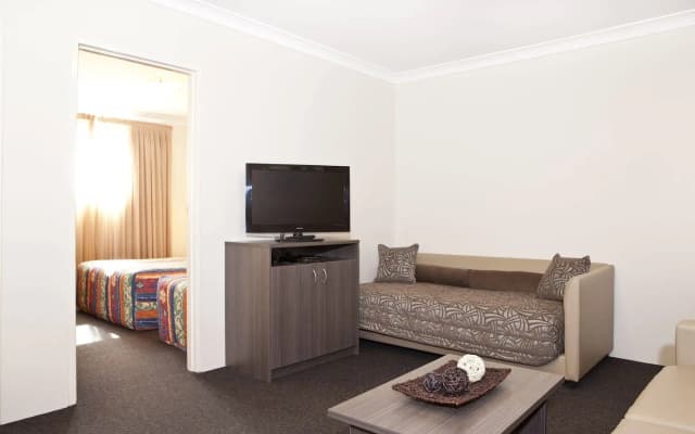Narellan Motor Inn - photo 4