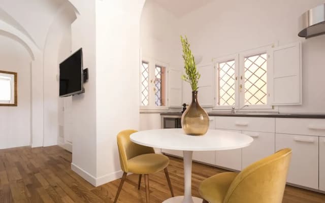 Central Vaticano Suites by Sonder - photo 4