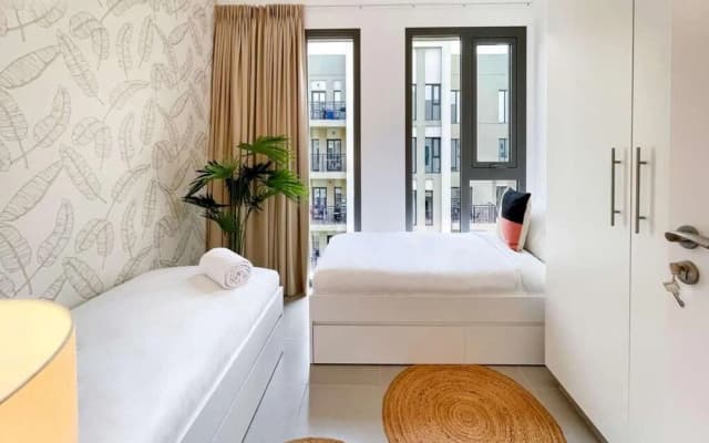 Fancy 2BR Apt Town Square - photo 4