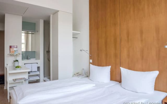 Ellington Hotel Berlin - photo 4