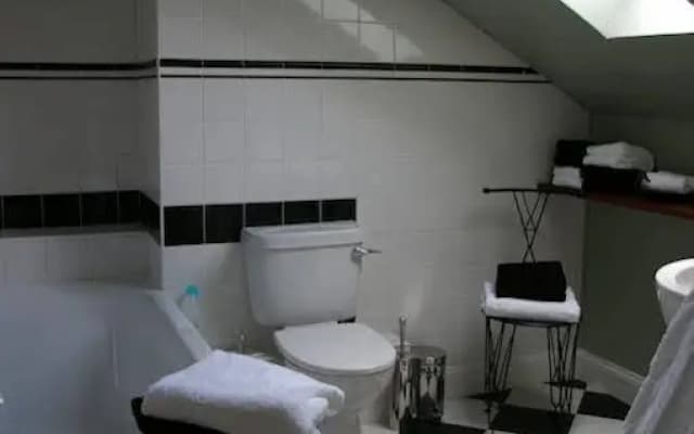 The Ross Residence - photo 2