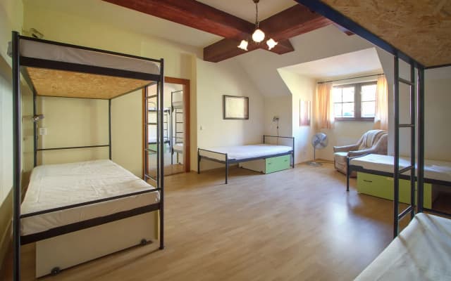 Hostel Little Quarter - photo 2