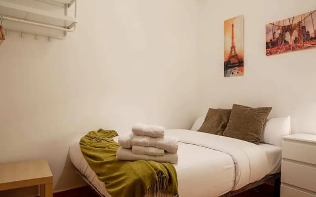Lovely 2 Bed Apt next to Retiro - photo 4