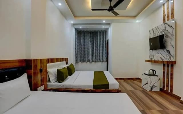 FabHotel Vihaan Regency - photo 3