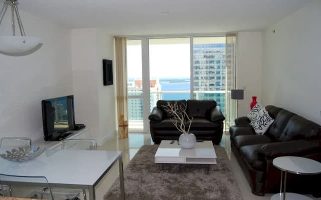 One Broadway by Miami Vacations - photo 4